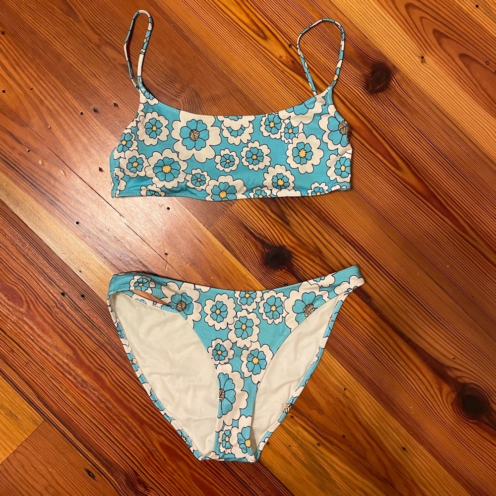 triangl bikini size medium